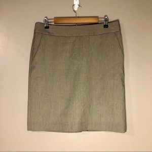 Banana Republic Skirt w/Pockets